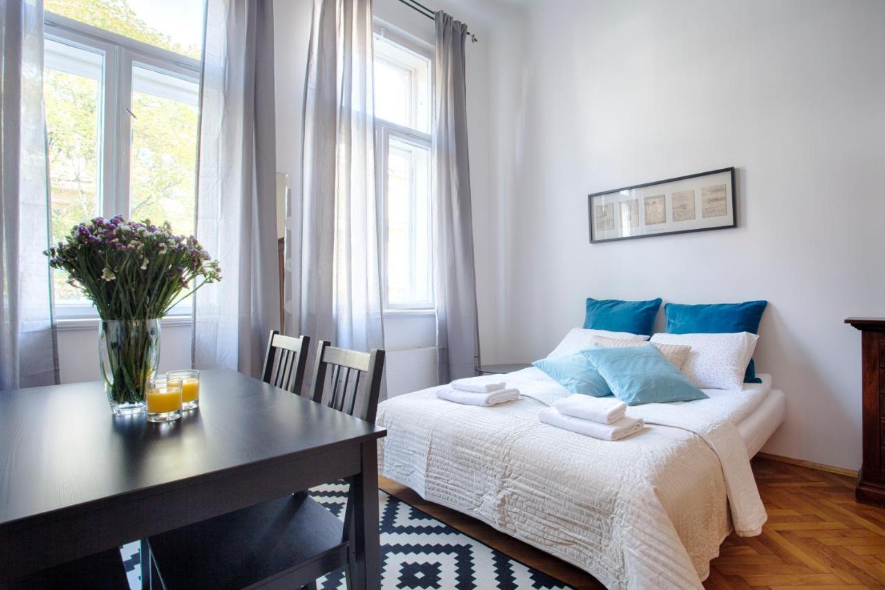 Tyzenhauz Apartments Economy Krakow Ngoại thất bức ảnh